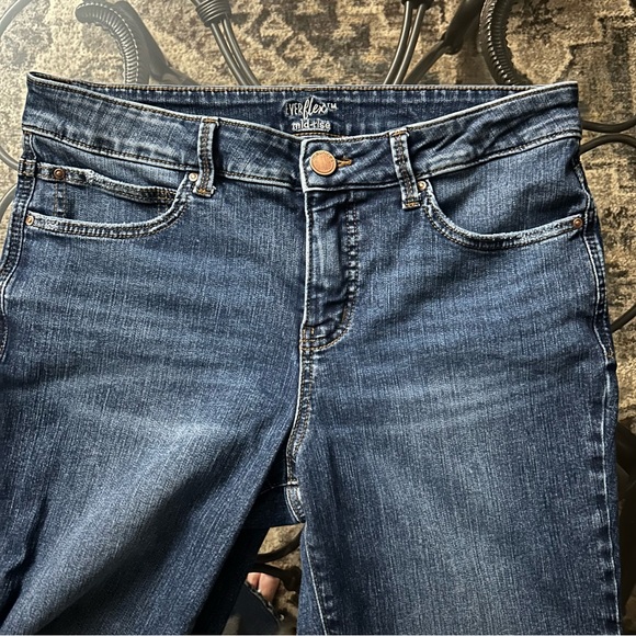 Everflex Mid-Rise Blue Denim Jeans - Picture 3 of 6